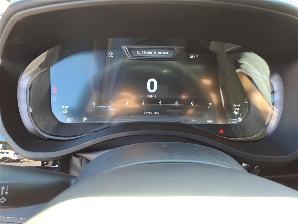 2026 Ram 1500 Limited Crew Cab 4x4 5'7" Box