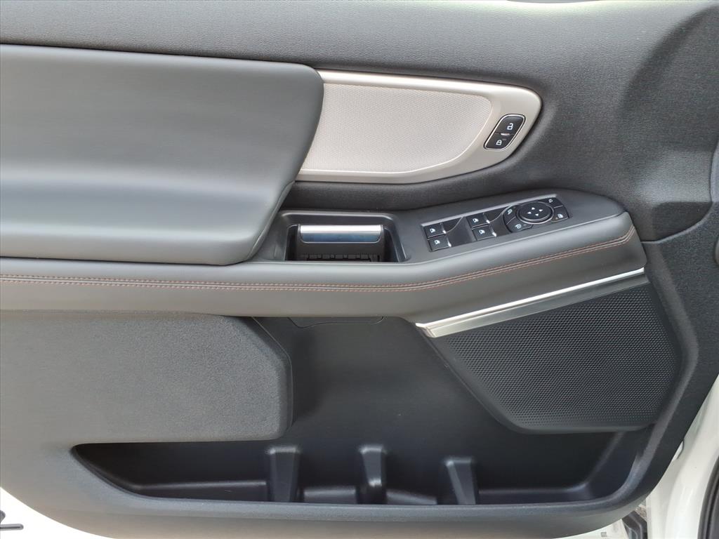 2025 Ford Expedition Active MAX