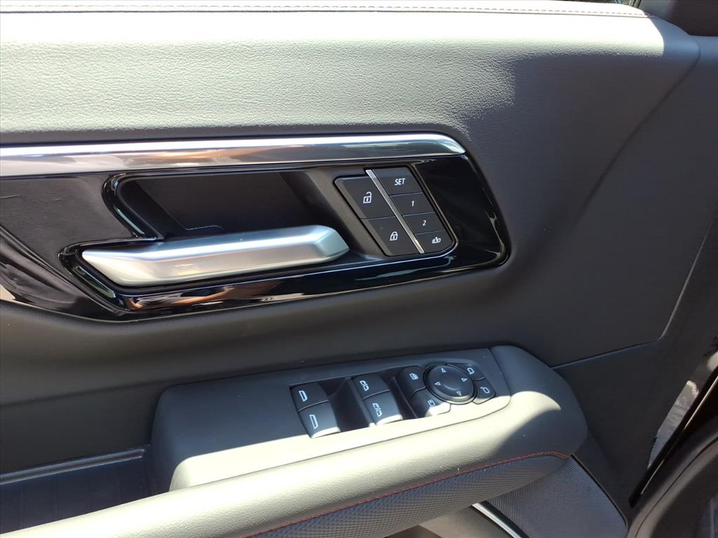 2026 Chevrolet Tahoe 4WD RST