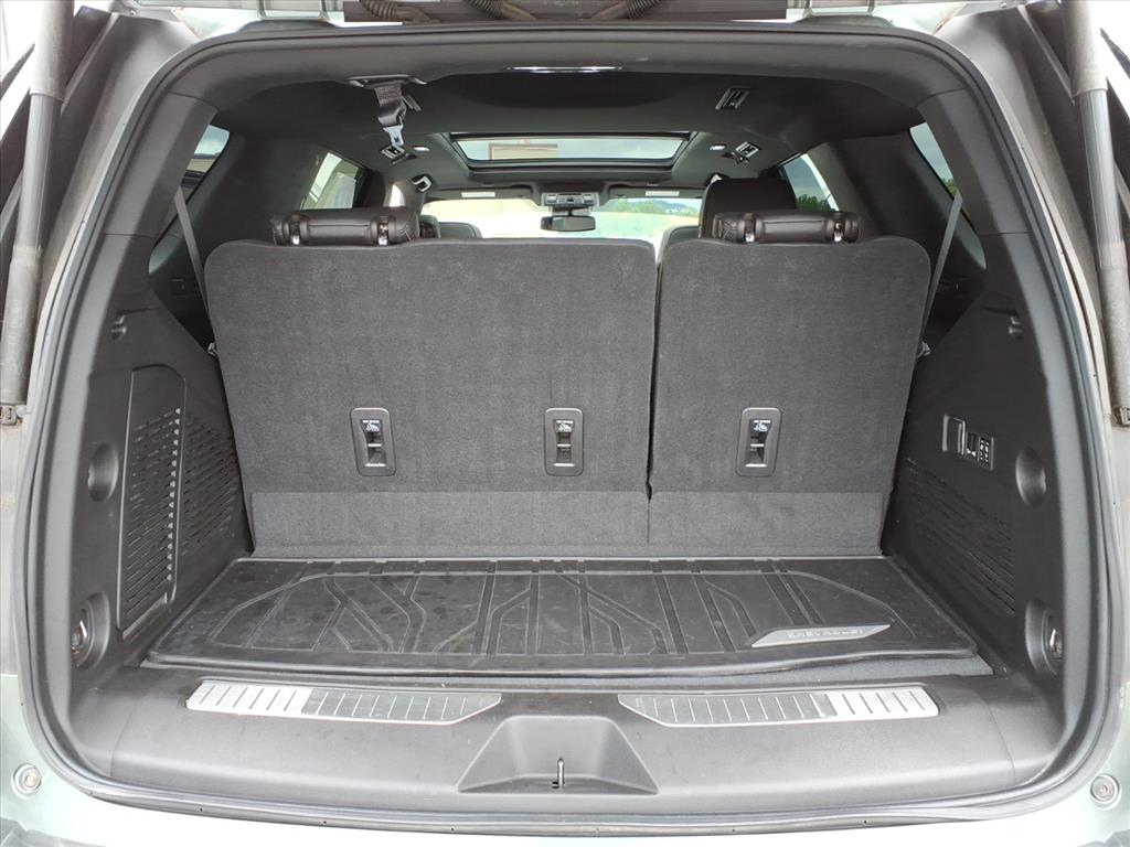 2023 Chevrolet Tahoe 4WD RST