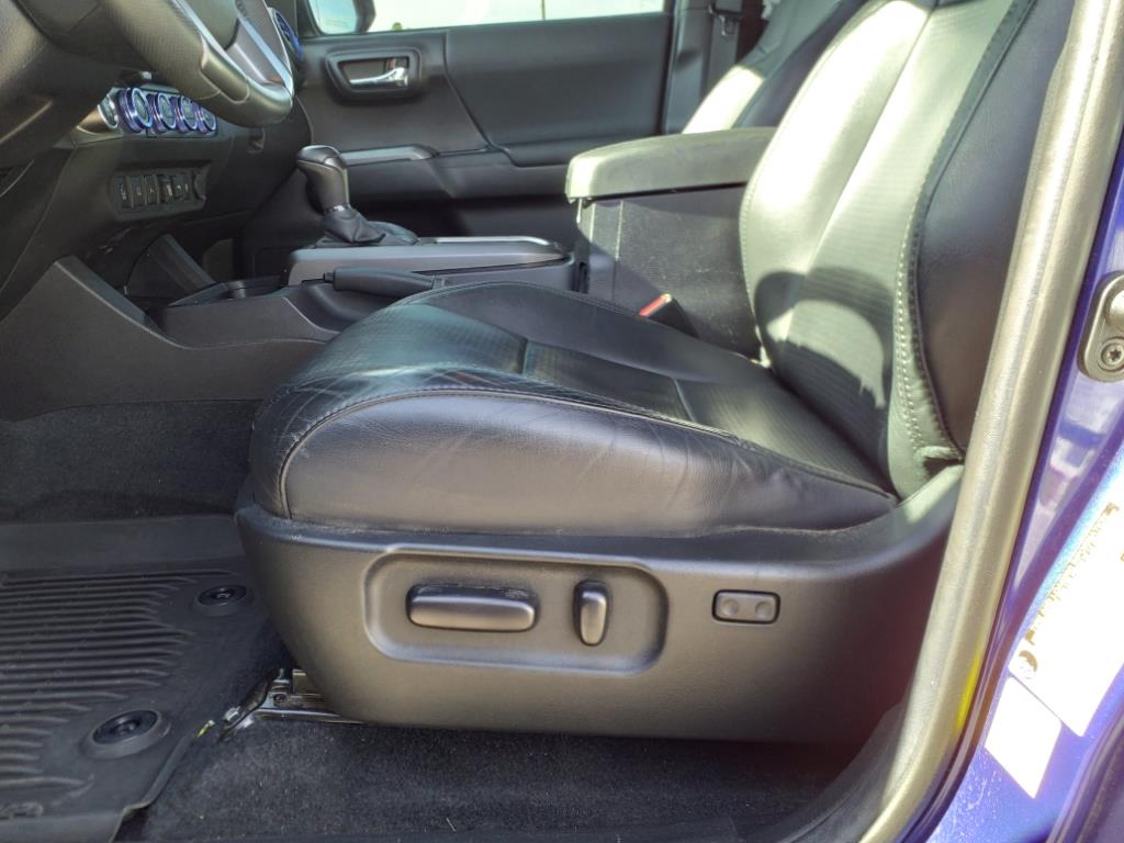 2022 Toyota Tacoma SR V6