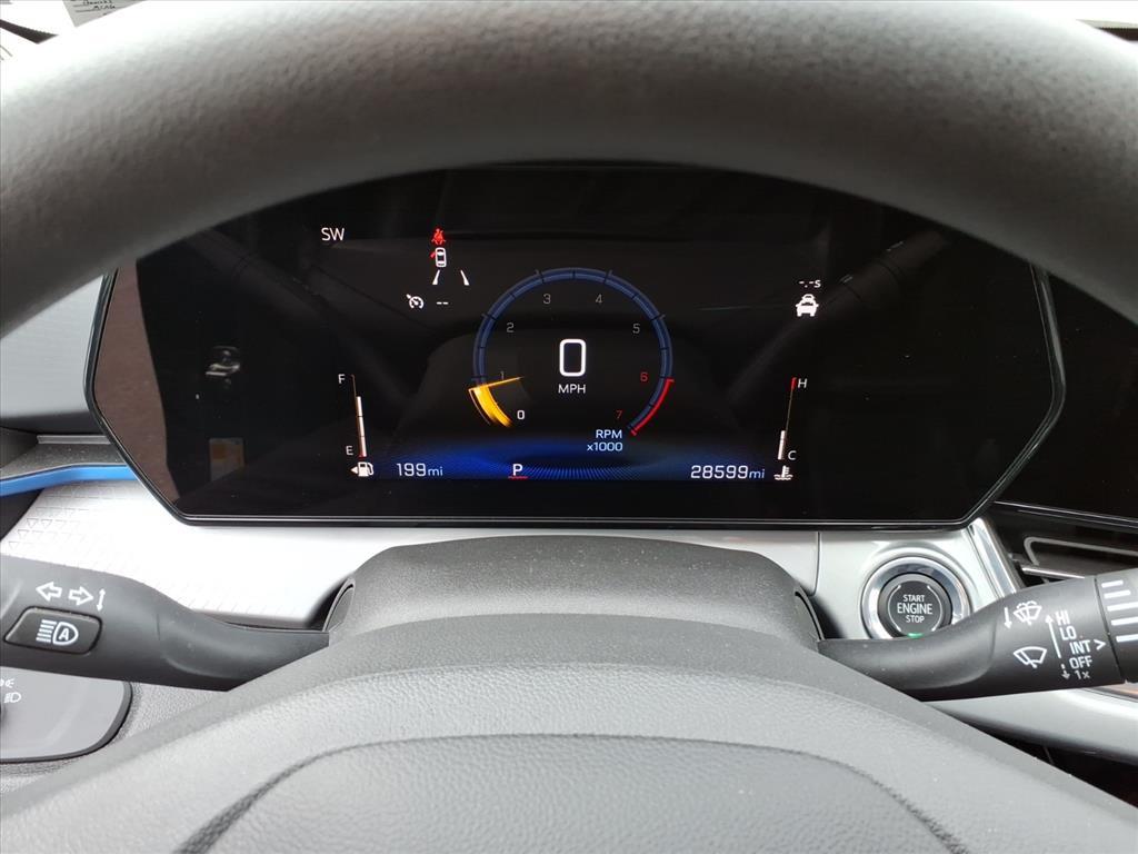 2025 Chevrolet Trax FWD LT