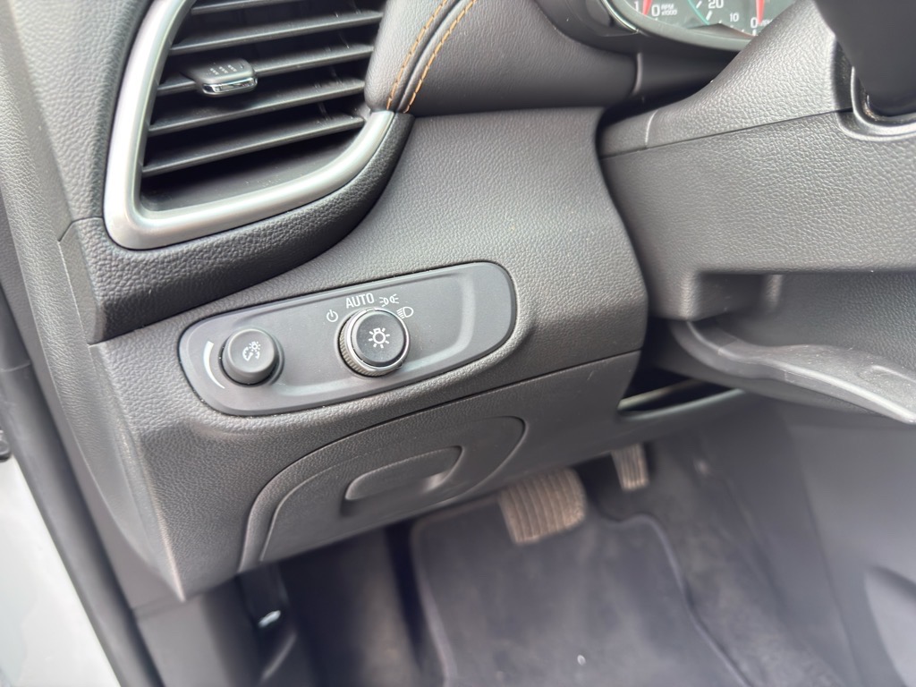 2022 Chevrolet Trax AWD LT