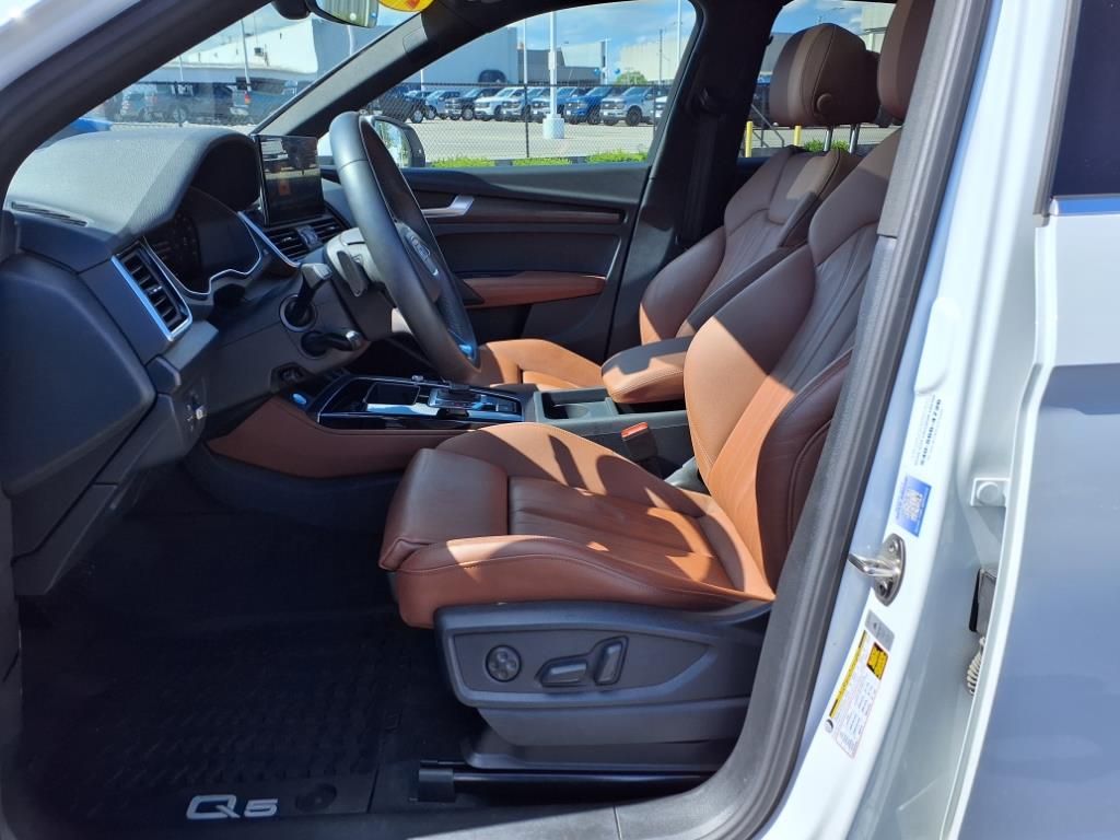 2024 Audi Q5 quattro S line Prem Plus 45 TFSI
