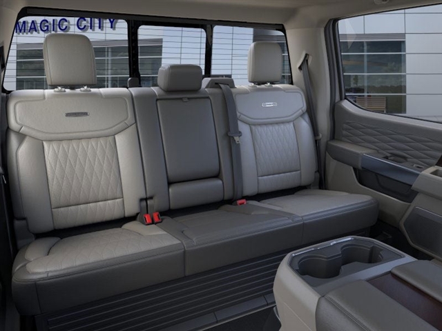 2025 Ford F-250 Platinum