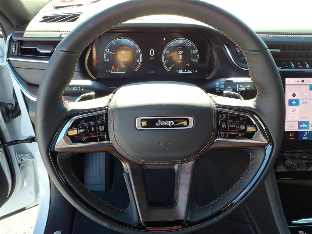 2025 Jeep Grand Cherokee Summit 4x4