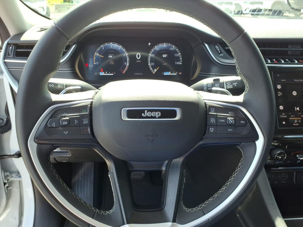 2023 Jeep Grand Cherokee L Laredo 4x4