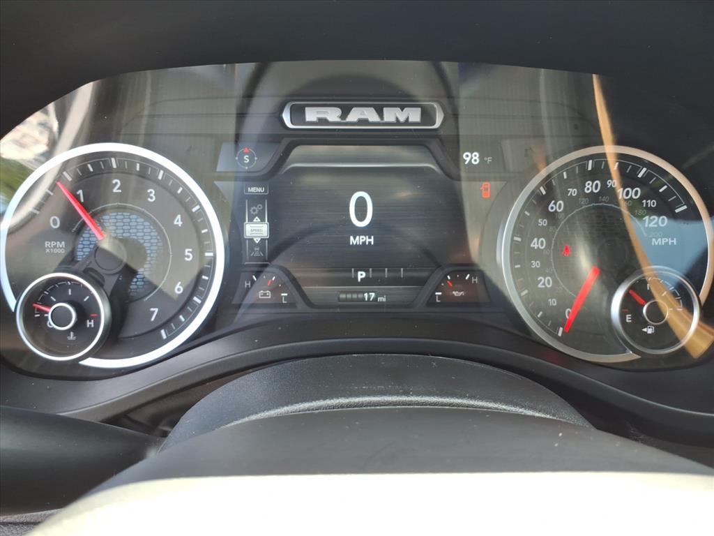 2026 Ram 1500 Warlock Crew Cab 4x4 5'7" Box