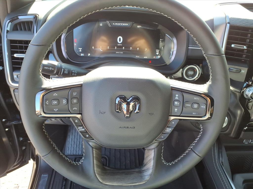 2026 Ram 1500 Limited Crew Cab 4x4 5'7" Box