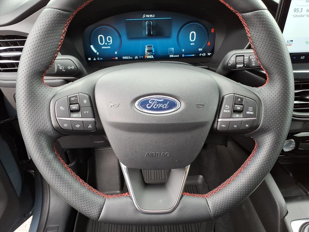 2024 Ford Escape ST-Line Select