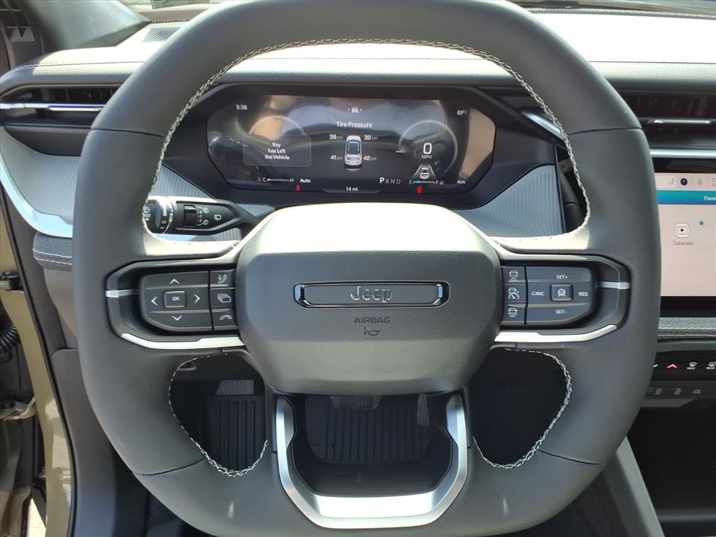 2026 Jeep Cherokee Laredo 4x4