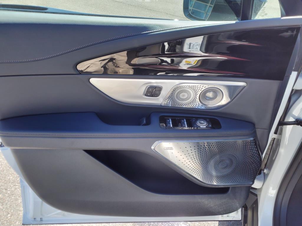 2025 Lincoln Nautilus Hybrid Reserve