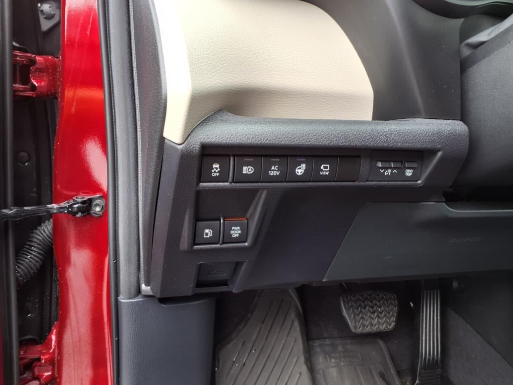 2024 Toyota Sienna Platinum 7-Passenger