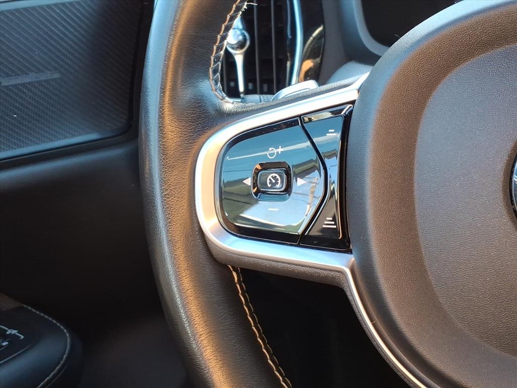 2019 Volvo S60 T6 R-Design