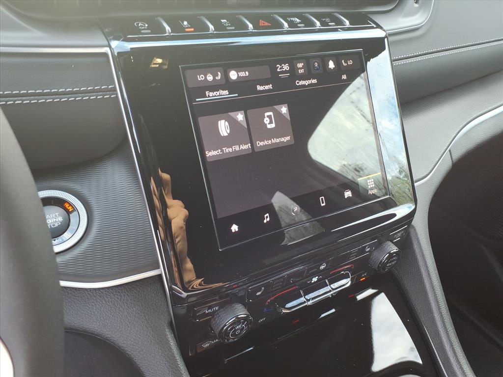 2025 Jeep Grand Cherokee Altitude X 4x4