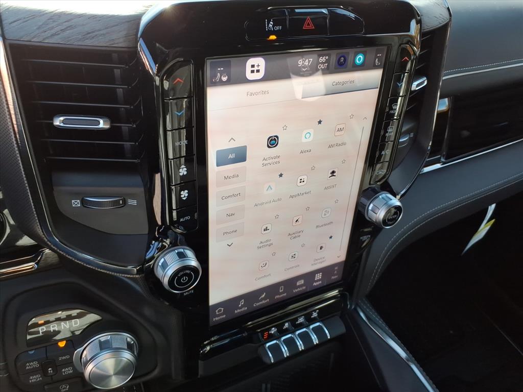 2026 Ram 1500 Limited Crew Cab 4x4 5'7" Box