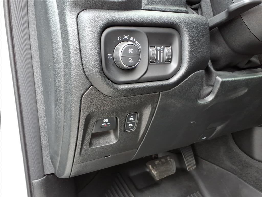 2022 Ram 1500 Laramie Crew Cab 4x4 5'7" Box