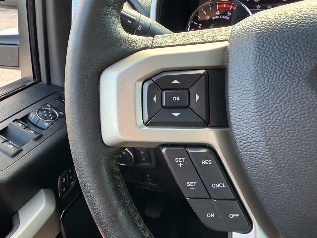 2020 Ford F-350 Super Duty Lariat
