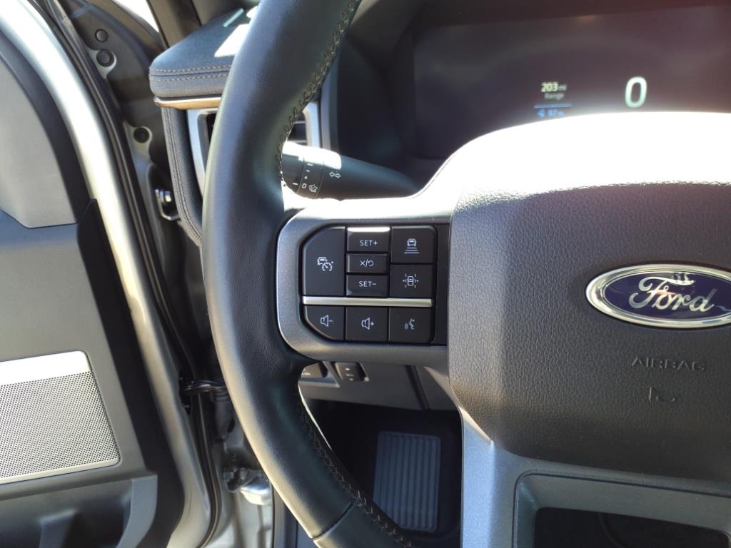 2023 Ford F-150 Lightning Lariat