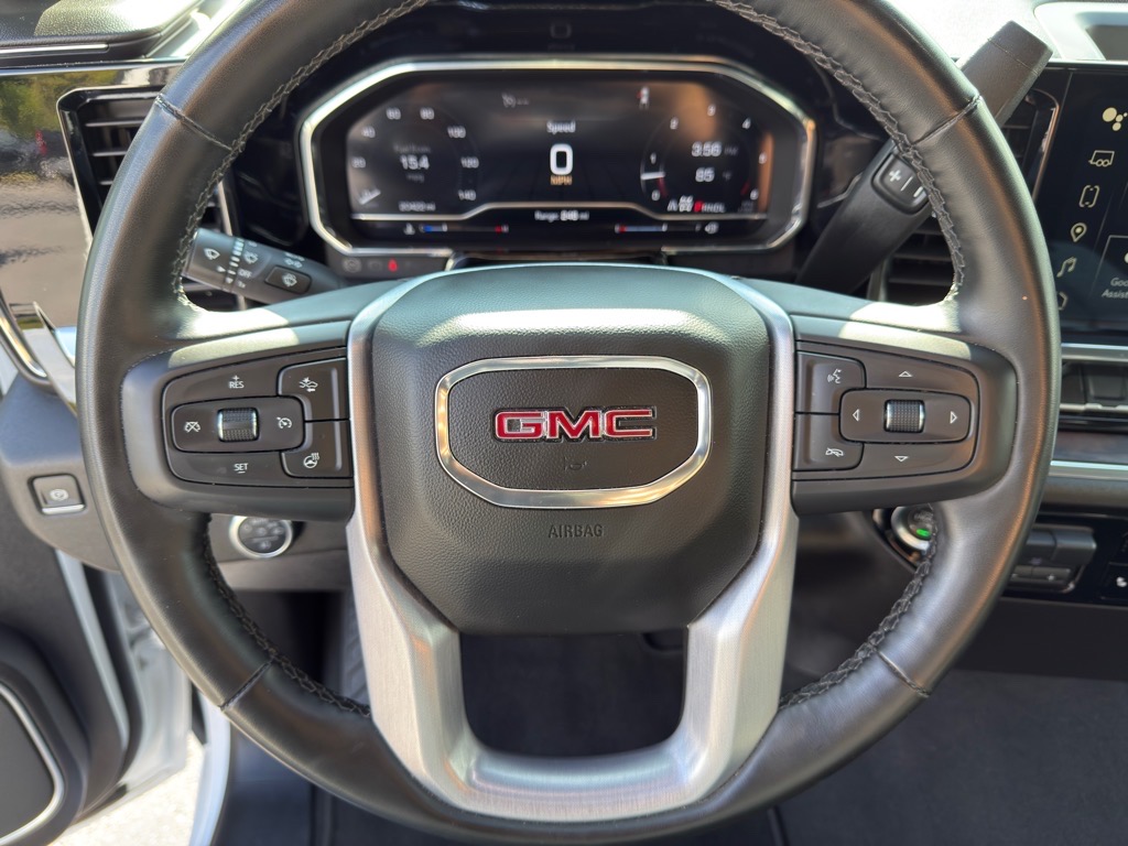2025 GMC Sierra 1500 4WD Crew Cab Short Box SLT