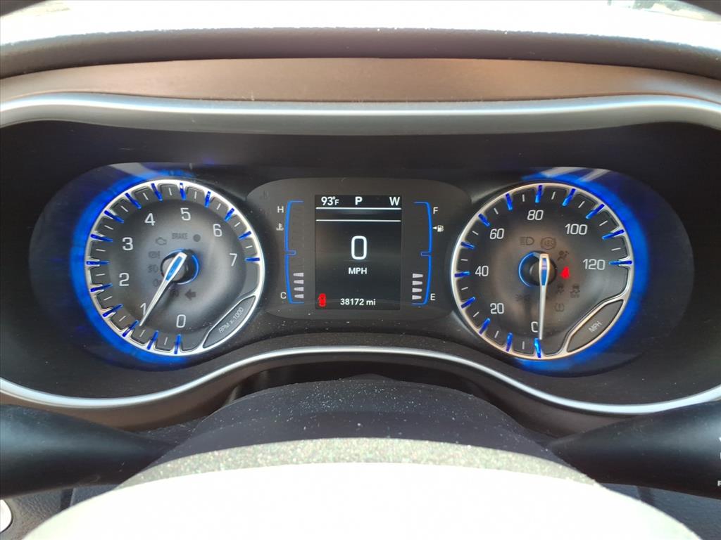 2021 Chrysler Voyager L