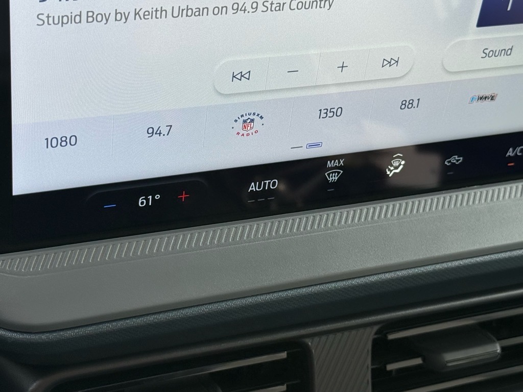 2025 Ford Maverick XL