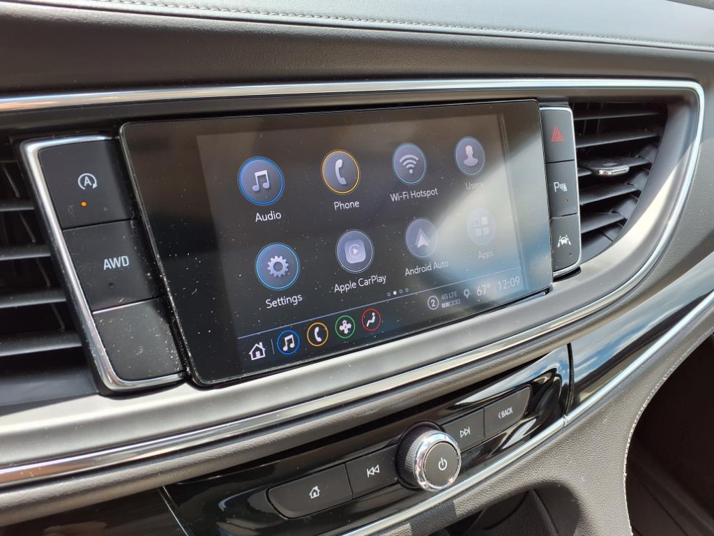 2022 Buick Enclave Essence