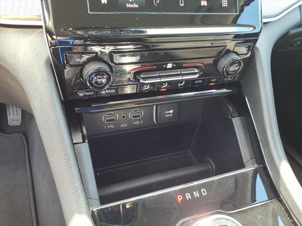 2023 Jeep Grand Cherokee L Laredo 4x4