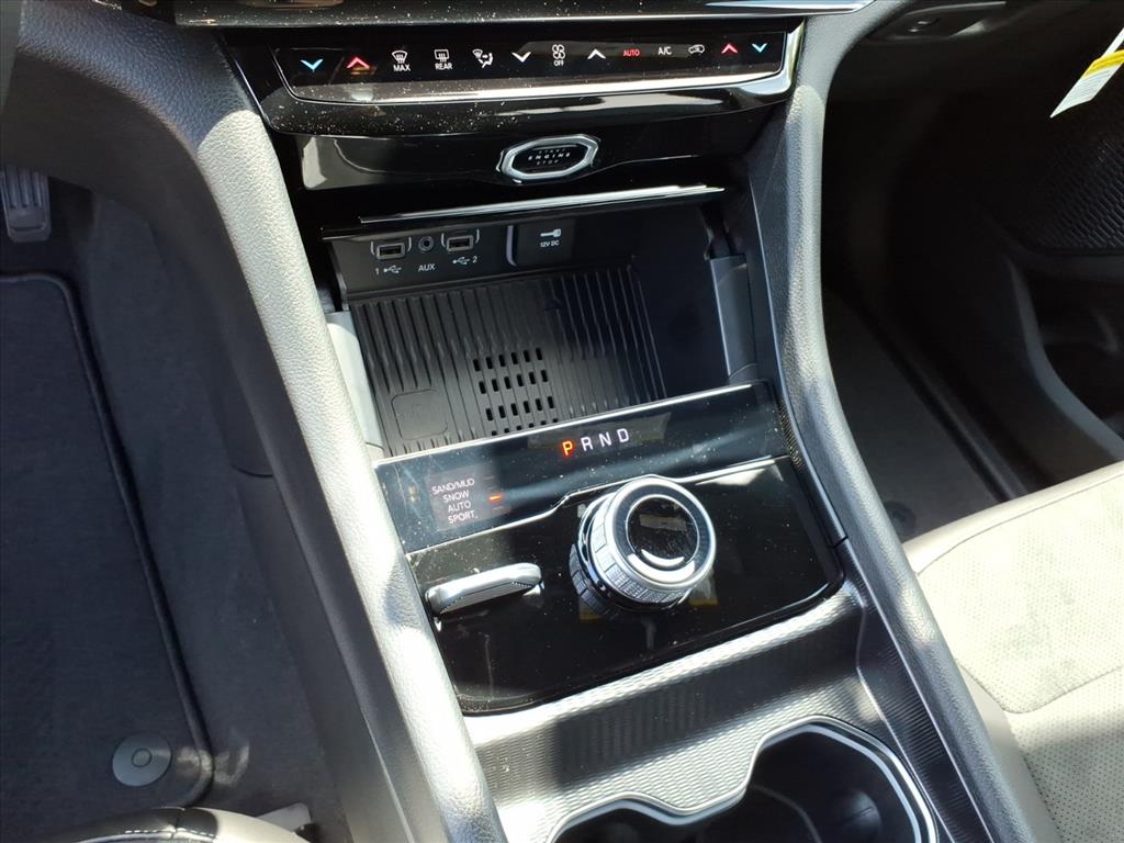 2026 Jeep Grand Cherokee L Altitude 4x4