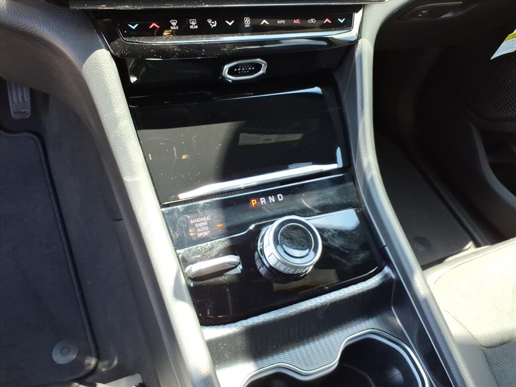 2026 Jeep Grand Cherokee L Altitude 4x4