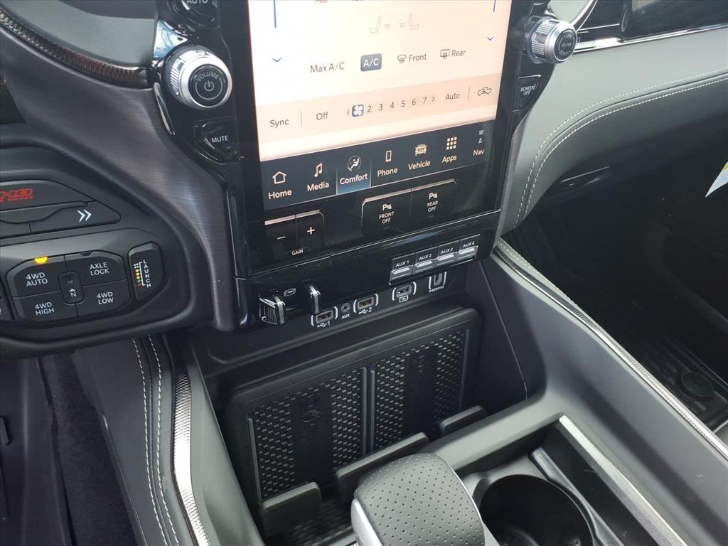 2026 Ram 1500 RHO Crew Cab 4x4 5'7" Box