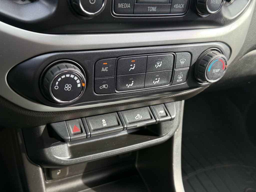 2017 Chevrolet Colorado LT