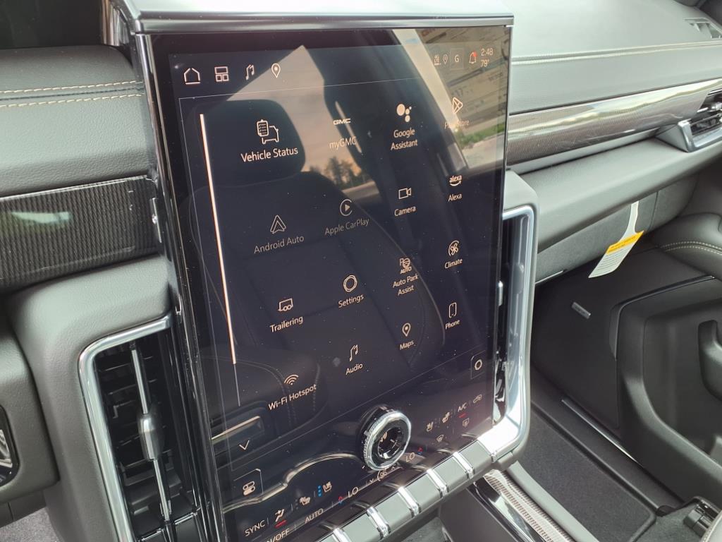 2025 GMC Yukon Elevation