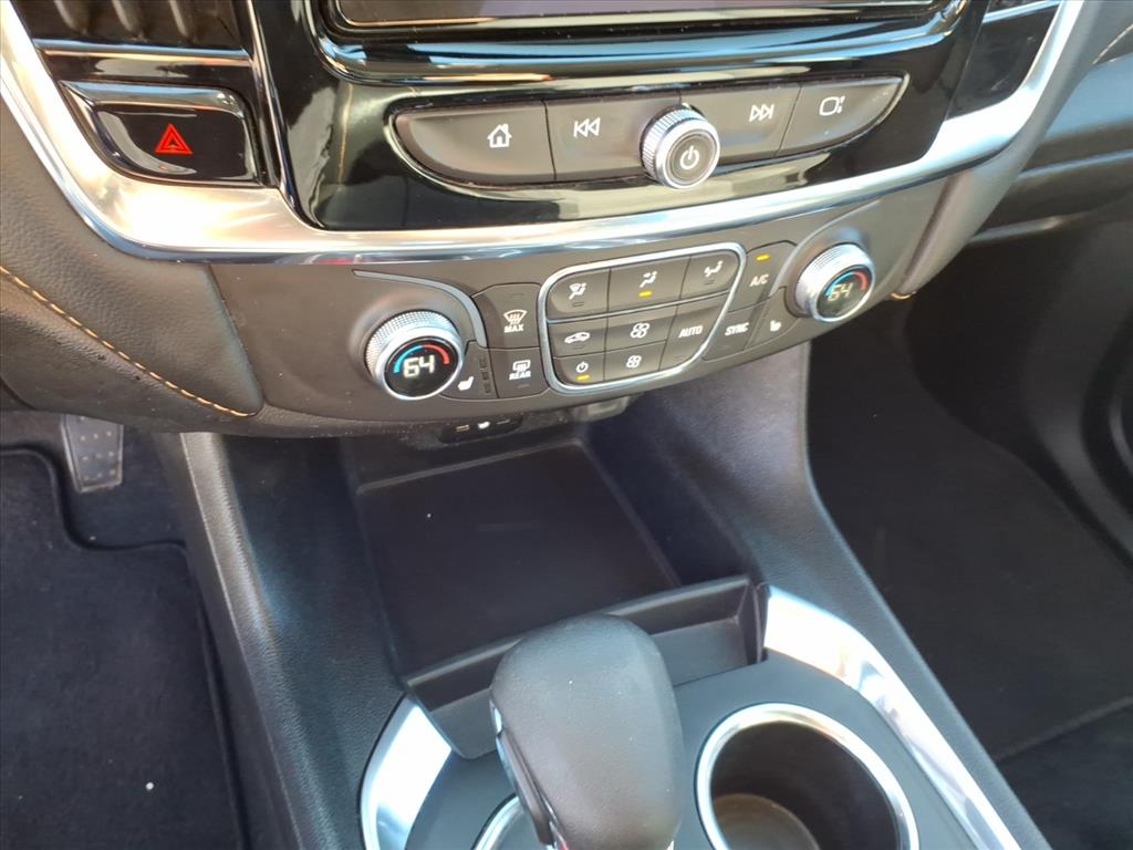 2021 Chevrolet Traverse AWD LT Cloth