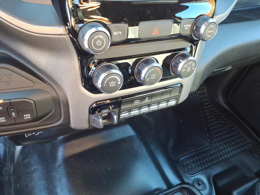 2026 Ram 2500 Tradesman Crew Cab 4x4 8' Box