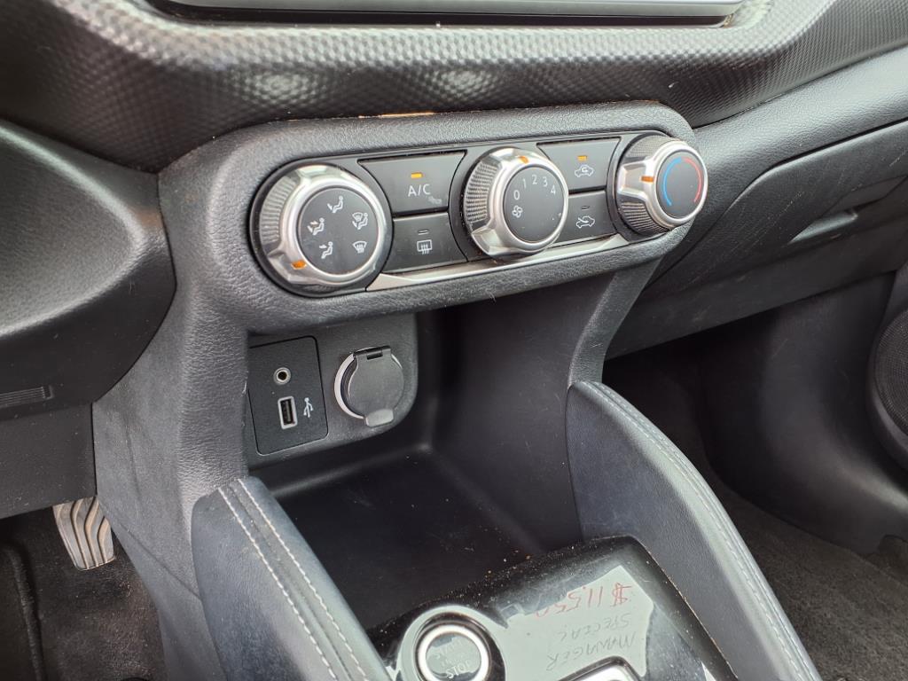 2019 Nissan Kicks S