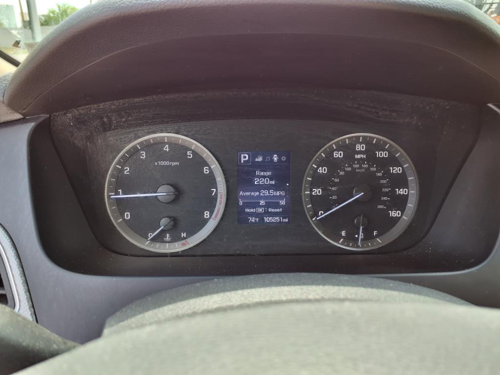 2017 Hyundai SONATA SE
