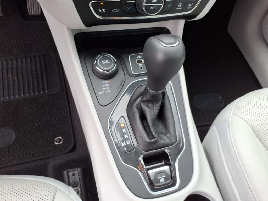 2019 Jeep Cherokee Overland 4x4