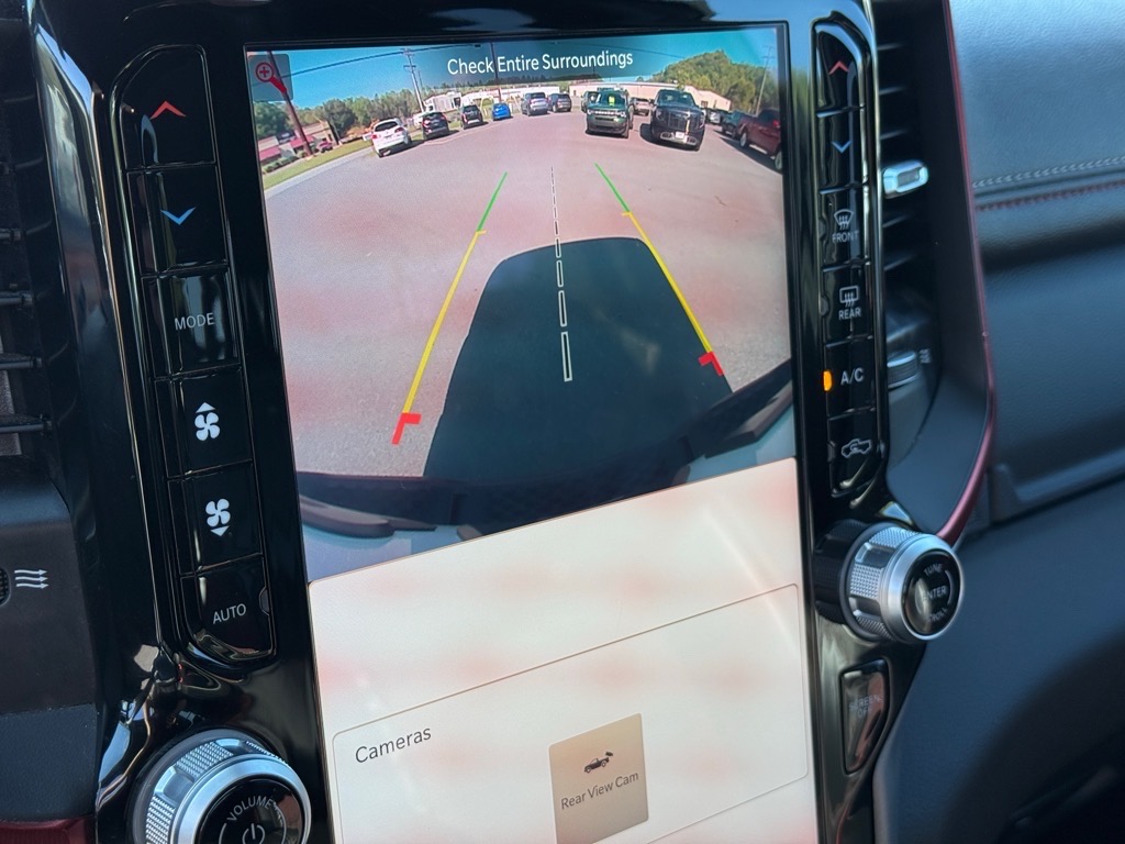 2025 Ram 1500 Rebel Crew Cab 4x4 5'7" Box