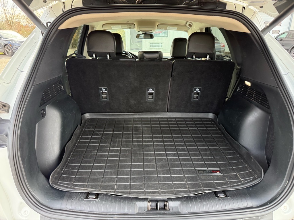 2020 Ford Escape Titanium Hybrid