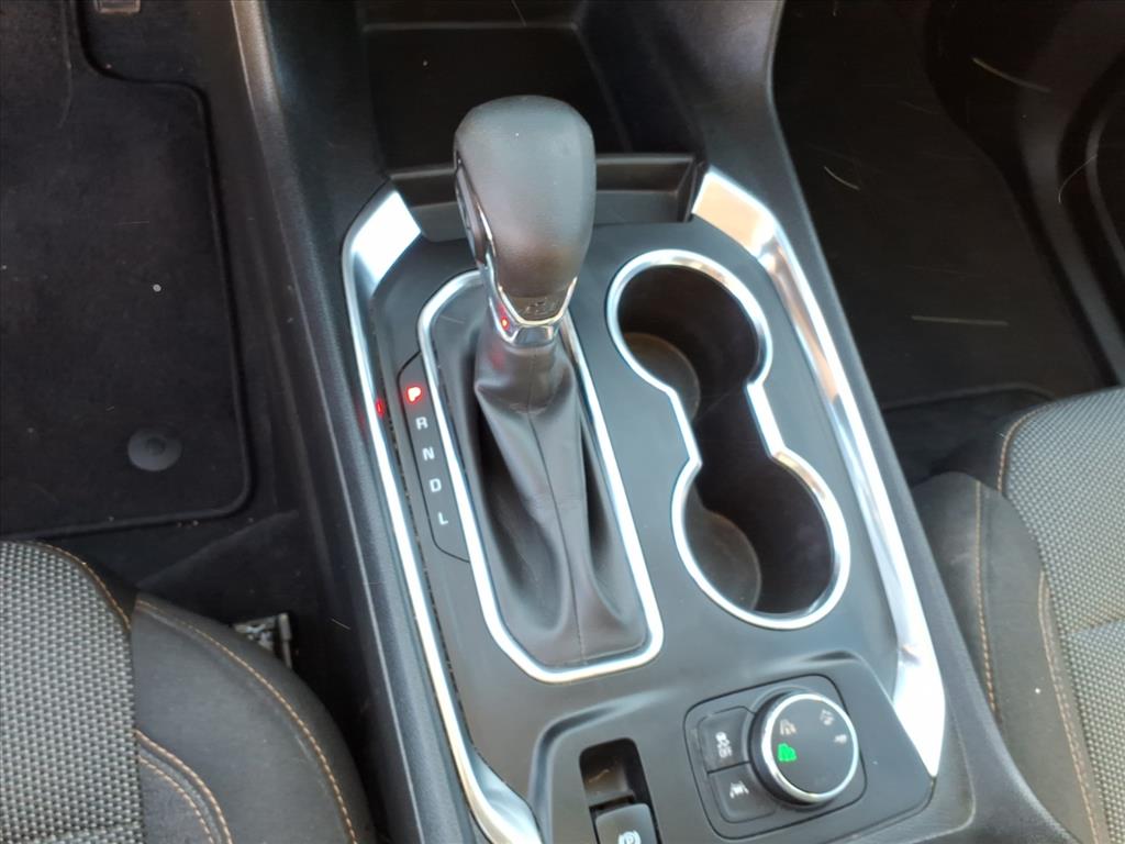 2021 Chevrolet Traverse AWD LT Cloth