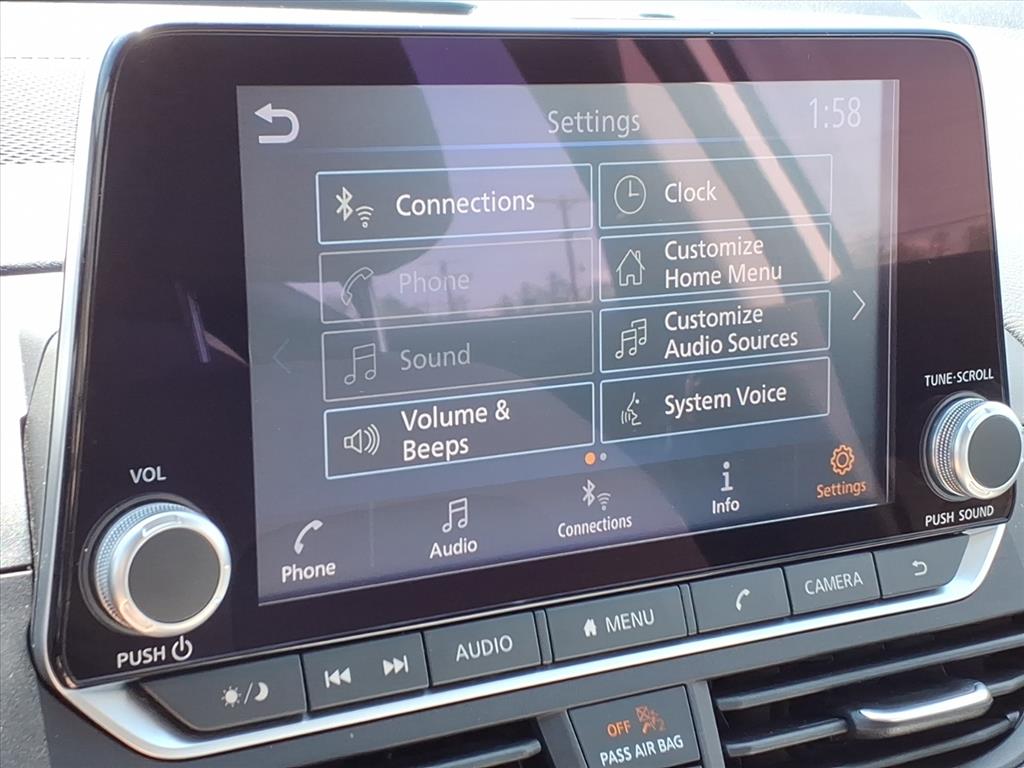 2025 Nissan Altima SV FWD