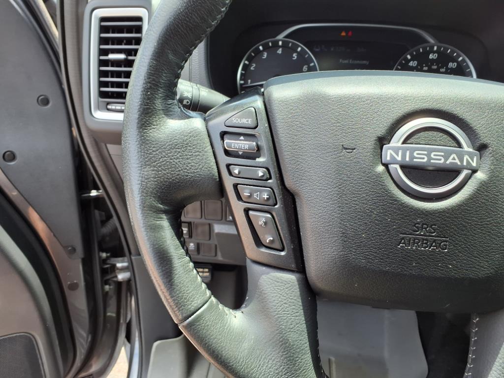 2022 Nissan Frontier SV