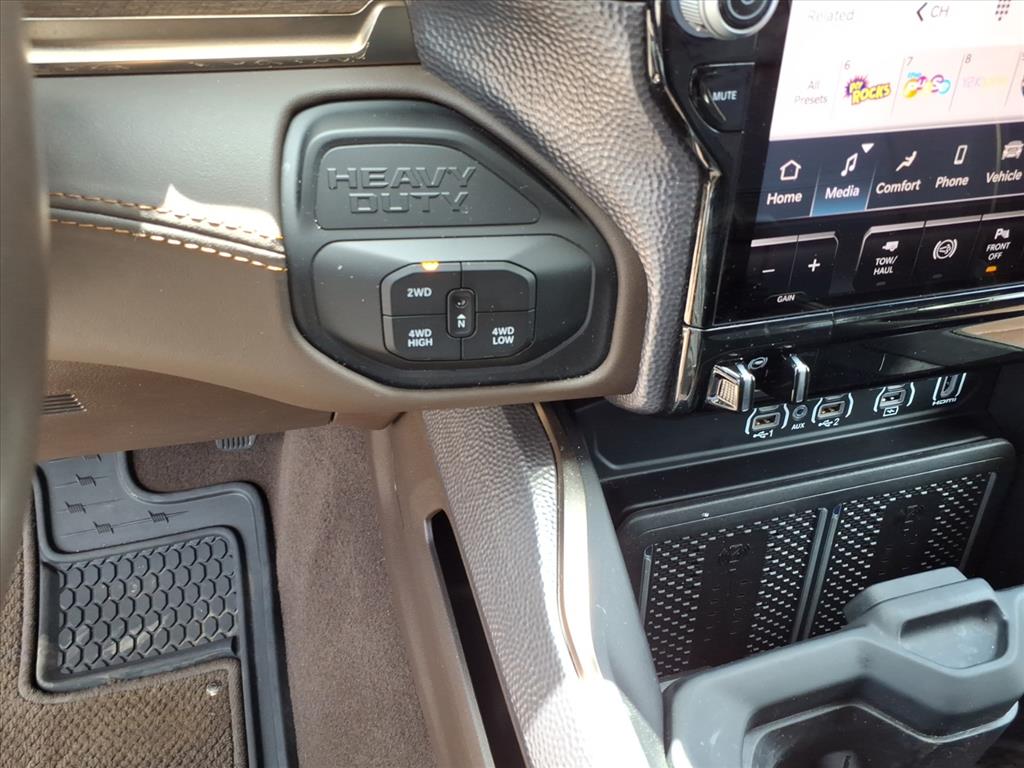 2025 Ram 3500 Limited Longhorn Crew Cab 4x4 6'4" Box
