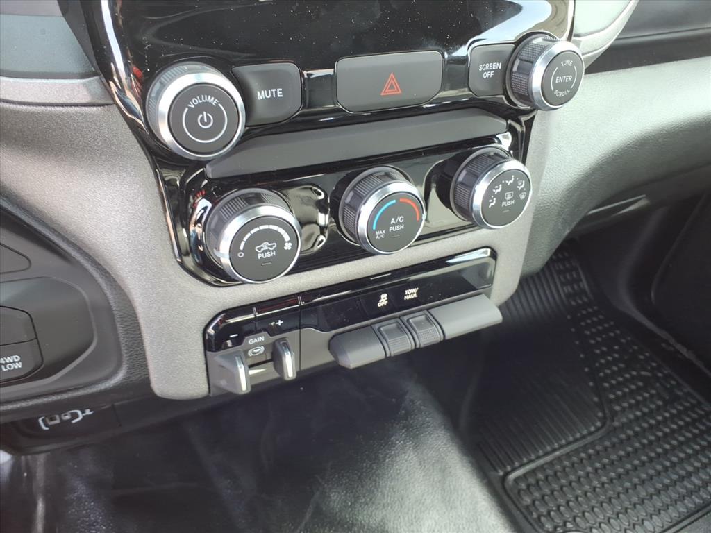 2026 Ram 2500 Tradesman Regular Cab 4x4 8' Box