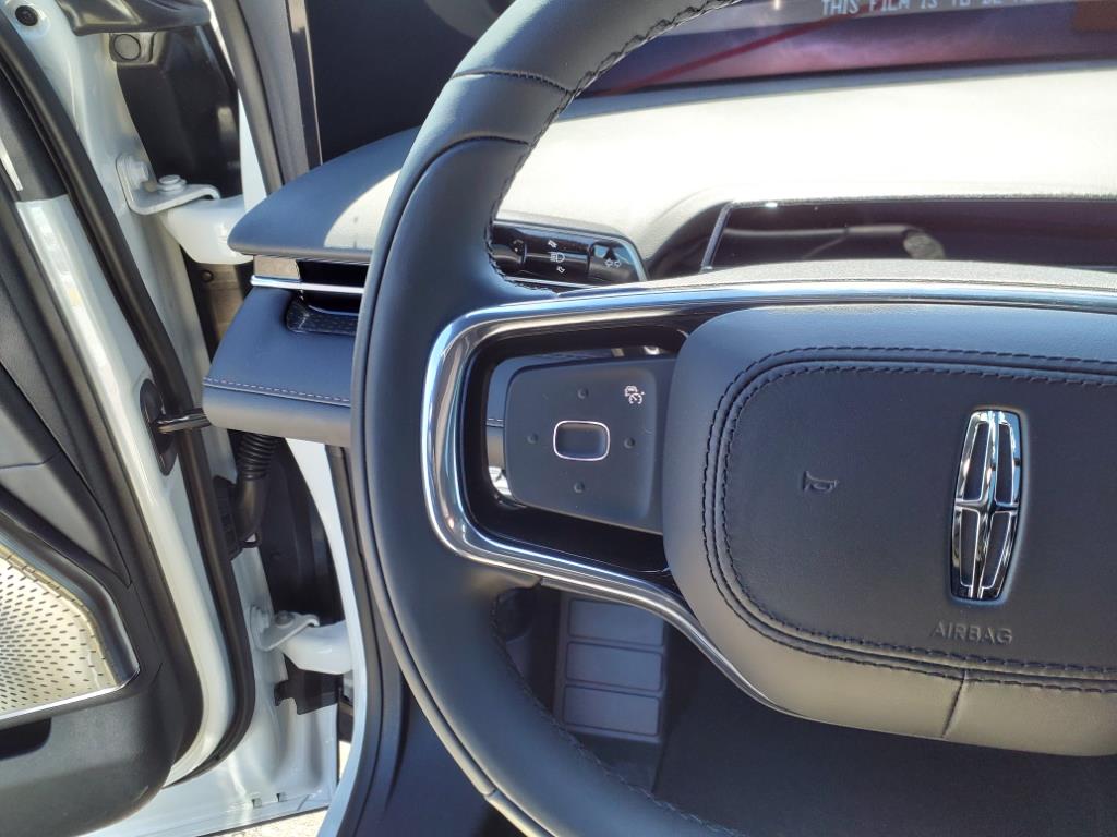 2025 Lincoln Nautilus Hybrid Reserve