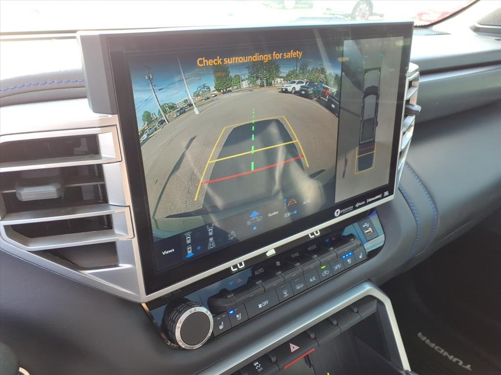 2023 Toyota Tundra Hybrid Platinum