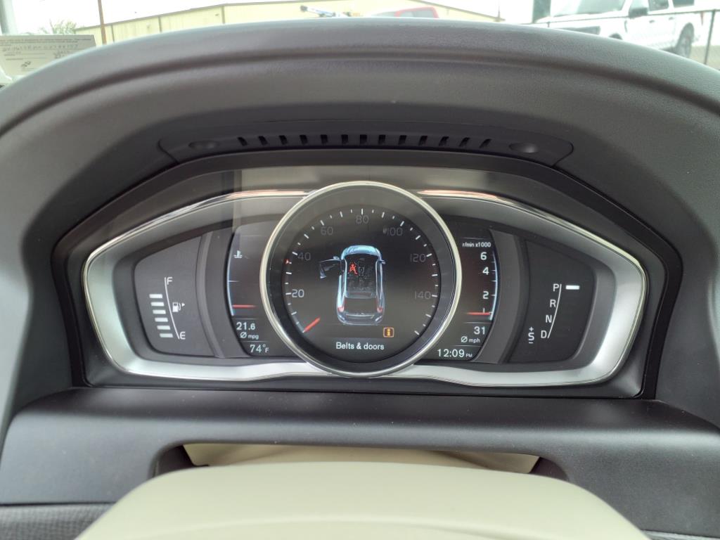 2016 Volvo XC60 T5 Platinum