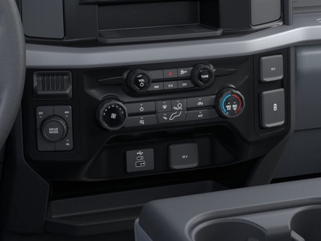 2026 Ford F-600 Chassis XL