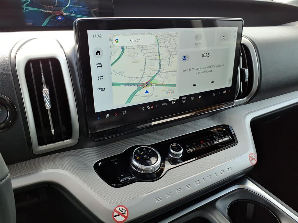 2025 Ford Expedition Active MAX